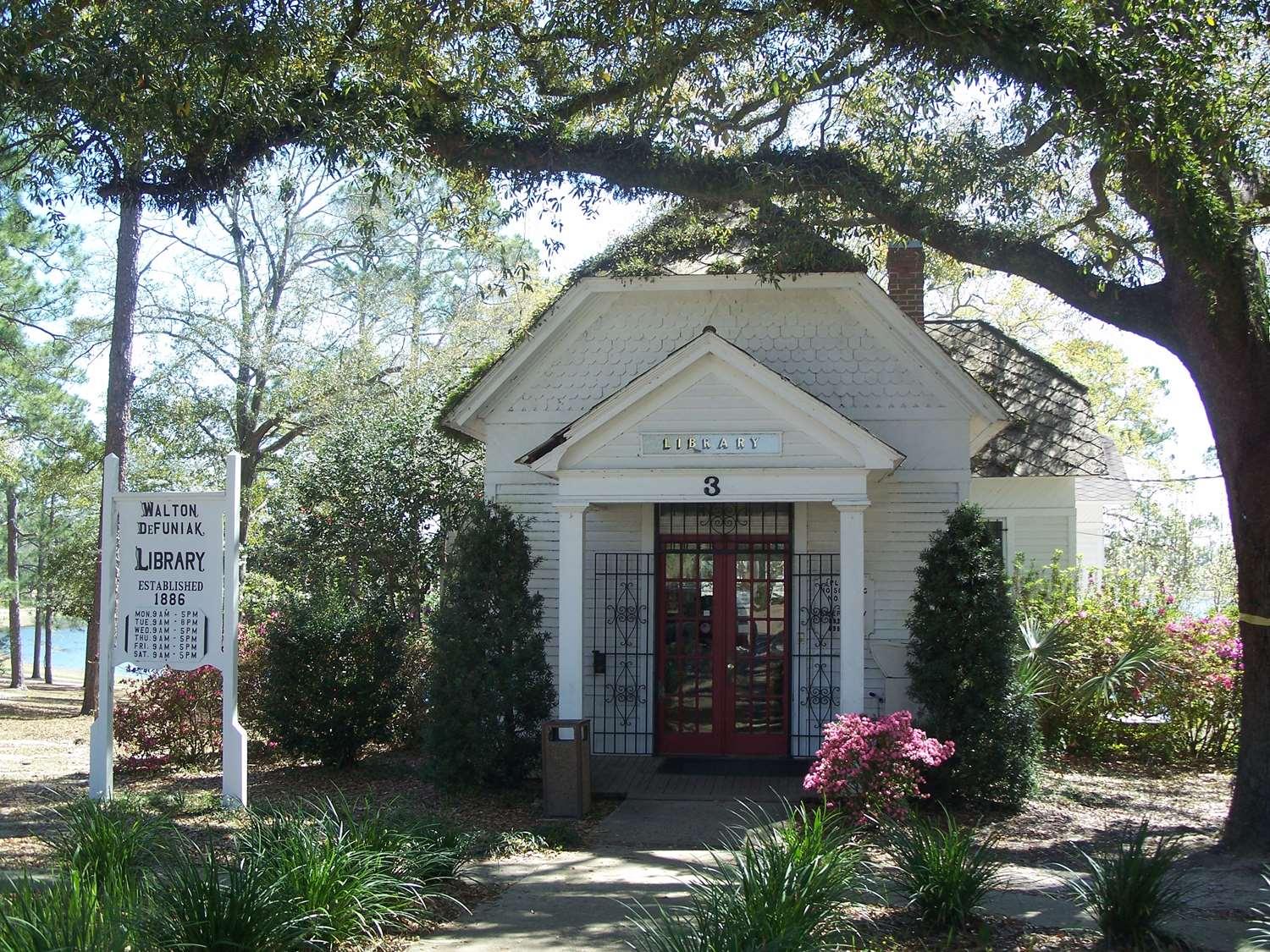 Best Western Crossroads Inn DeFuniak Springs Extérieur photo