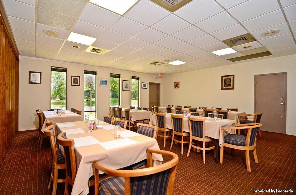 Best Western Crossroads Inn DeFuniak Springs Business photo