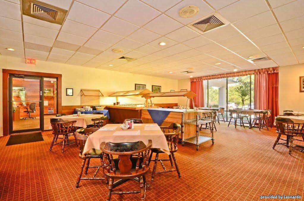 Best Western Crossroads Inn DeFuniak Springs Restaurant photo